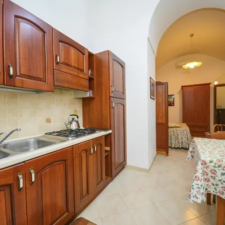 Luxurious Mansion In With Garden * Sorrento