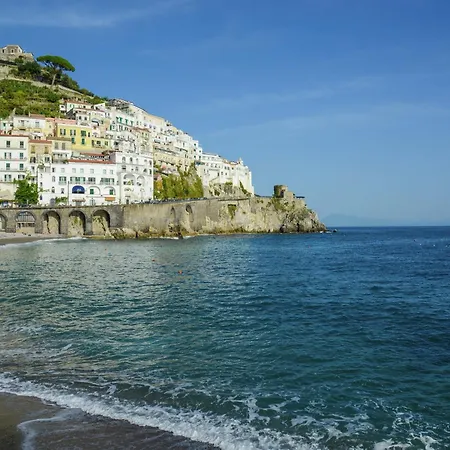 Luxurious Mansion In With Garden Holiday home Sorrento