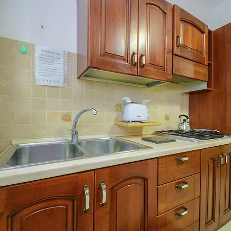 Luxurious Mansion In With Garden Holiday home *